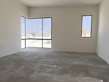 Casa nueva con vista al mar