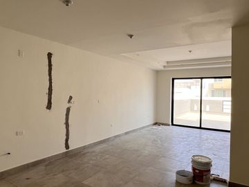 Casa nueva con vista al mar