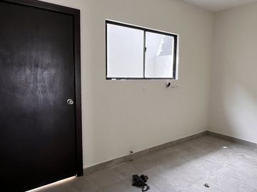 Casa nueva con vista al mar