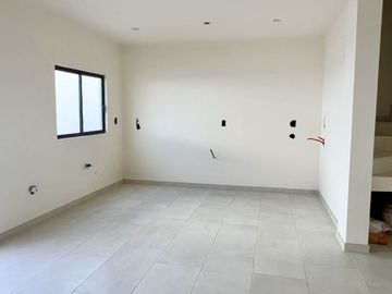 Casa nueva en venta, sobre calle Ambar