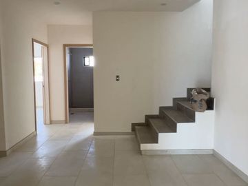 Casa nueva en venta, sobre calle Ambar