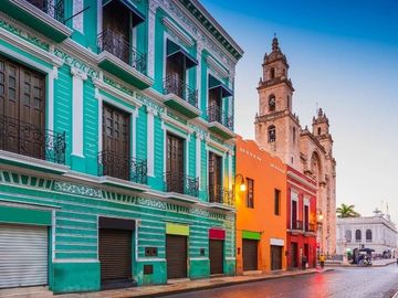 CASA EN VENTA PARA REMODELAR EN EL CENTRO HISTORICO DE MERIDA