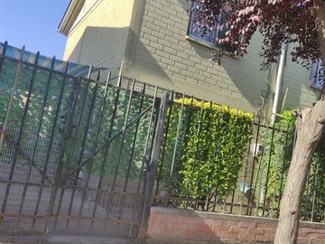Casa en Venta en Lo Ovalle / Psje Estadio Rumoroso/Los Adobes