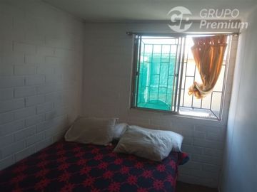 Casa en Venta en Lo Ovalle / Psje Estadio Rumoroso/Los Adobes