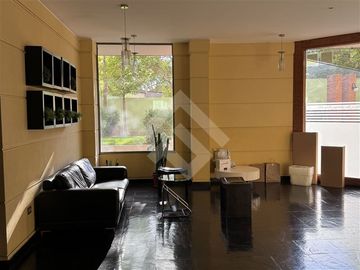 Departamento en Venta en José Domingo Cañas/ Monseñor Eyzaguirre