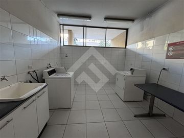 Departamento en Venta en José Domingo Cañas/ Monseñor Eyzaguirre