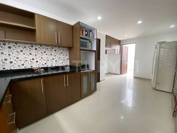 Venta Casa en la Flora