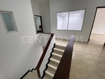 Venta Casa en la Flora