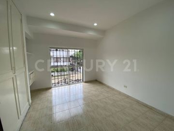 Venta Casa en la Flora