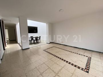 Venta Casa en la Flora