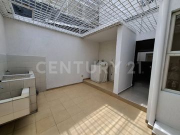 Venta Casa en la Flora