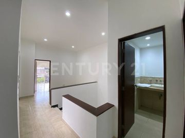 Venta Casa en la Flora