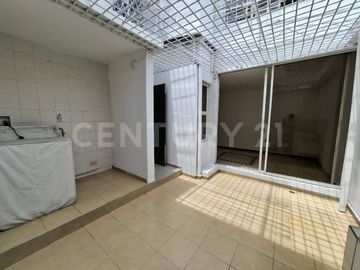 Venta Casa en la Flora