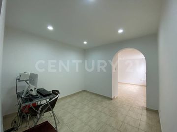 Venta Casa en la Flora