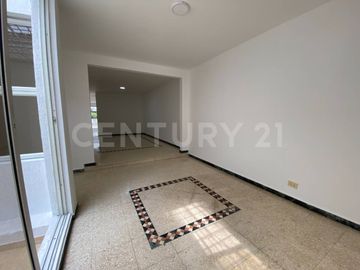 Venta Casa en la Flora