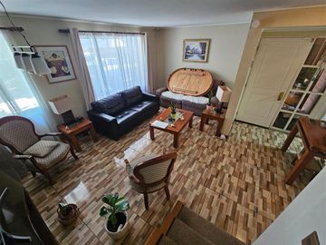 Casa en Venta en CALBUCURA