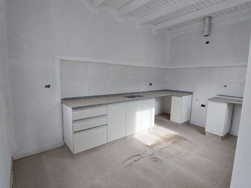 VENTA CASA MAIPU A ESTRENAR COMPLEJO PRIVADO