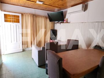 VENTA CASA A REFACCIONAR MAS TALLER
