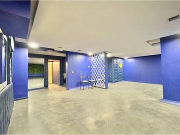 LOCAL (HOTEL) CON PATENTES COMERCIALES