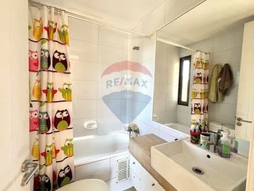 Excelente Casa con Jardín en Condominio, Chamisero