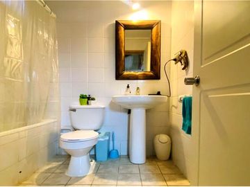 OPORTUNIDAD VENTA GRAN CASA ISLA NEGRA