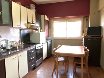 DEPARTAMENTO VENTA 4 AMBIENTES 2 BALCONES COCHERA