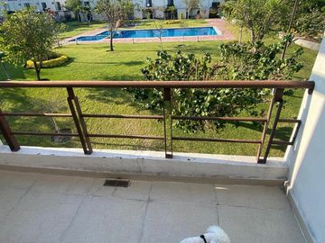 Casa en venta con frente a alberca, Real Santa Fe II, Xochitepec Morelos