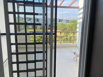 Casa en venta con frente a alberca, Real Santa Fe II, Xochitepec Morelos