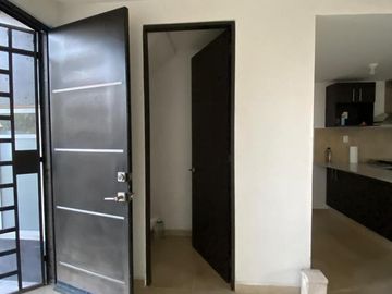 Casa en venta con frente a alberca, Real Santa Fe II, Xochitepec Morelos