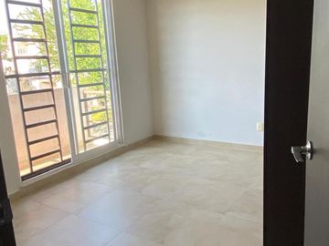 Casa en venta con frente a alberca, Real Santa Fe II, Xochitepec Morelos