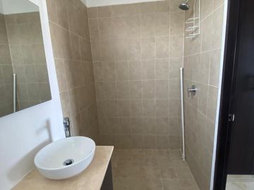 Casa en venta con frente a alberca, Real Santa Fe II, Xochitepec Morelos