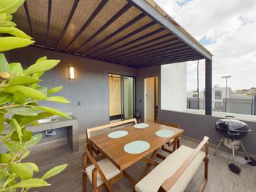 HERMOSA CASA EN VENTA RESIDENCIAL BUGAMBILIAS / ZONA UVM-GALERÍAS METEPEC