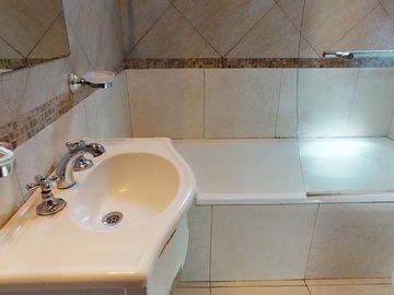 VENTA DEPARTAMENTO 2 AMBIENTES EN MORON