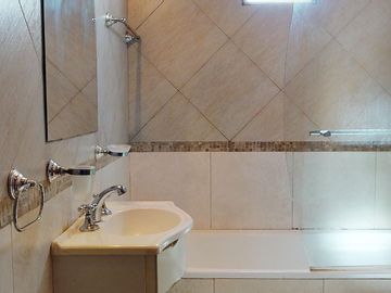 VENTA DEPARTAMENTO 2 AMBIENTES EN MORON