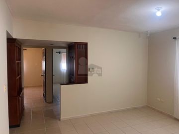 Casa sola en venta en Paseo de Cumbres, Monterrey, Nuevo León