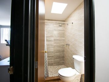 CASA EN VENTA EN SAN FRANCISCO TOTIMEHUACÁN CERCA DE IPETH Y PERIFÉRICO.