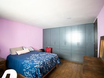 CASA EN VENTA EN SAN FRANCISCO TOTIMEHUACÁN CERCA DE IPETH Y PERIFÉRICO.