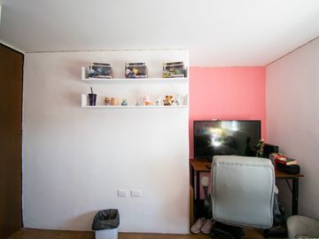 CASA EN VENTA EN SAN FRANCISCO TOTIMEHUACÁN CERCA DE IPETH Y PERIFÉRICO.
