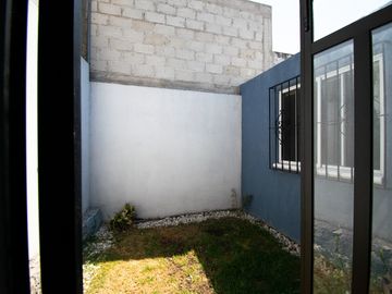 CASA EN VENTA EN SAN FRANCISCO TOTIMEHUACÁN CERCA DE IPETH Y PERIFÉRICO.