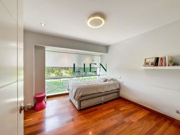 Triplex de 350 m2 - 2 family room - Terraza - Vista Externa - 3 Dormitorios amplios
