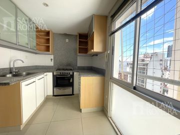 Venta 3 ambientes Barrio Norte cochera piso alto seguridad amenities