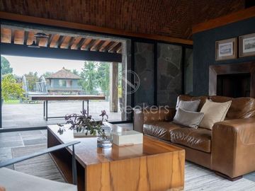 Casa en venta a unos minutos de Rancho Avándaro