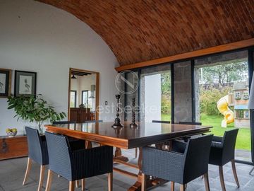 Casa en venta a unos minutos de Rancho Avándaro