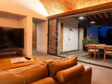 Casa en venta a unos minutos de Rancho Avándaro