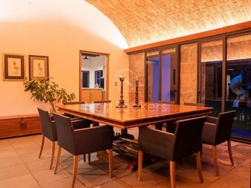 Casa en venta a unos minutos de Rancho Avándaro