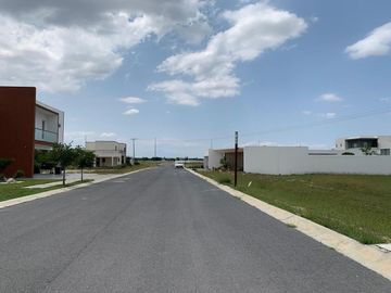 TERRENO EN VENTA LAS AVES RESIDENCIAL GOLF RESORT