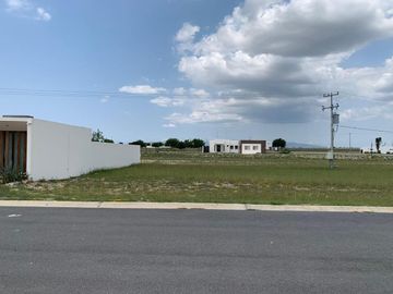 TERRENO EN VENTA LAS AVES RESIDENCIAL GOLF RESORT