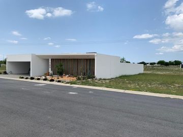 TERRENO EN VENTA LAS AVES RESIDENCIAL GOLF RESORT