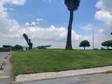 TERRENO EN VENTA LAS AVES RESIDENCIAL GOLF RESORT