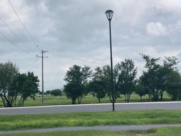 TERRENO EN VENTA LAS AVES RESIDENCIAL  GOLF RESORT PESQUERÍA